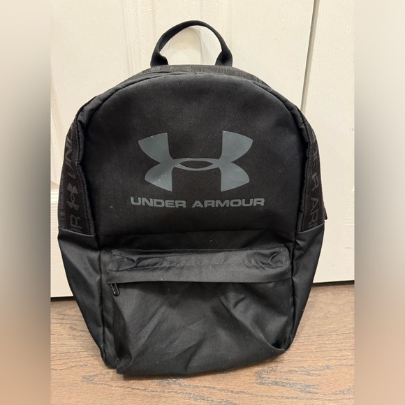 Under Armour Backpack - Picture 1 of 3